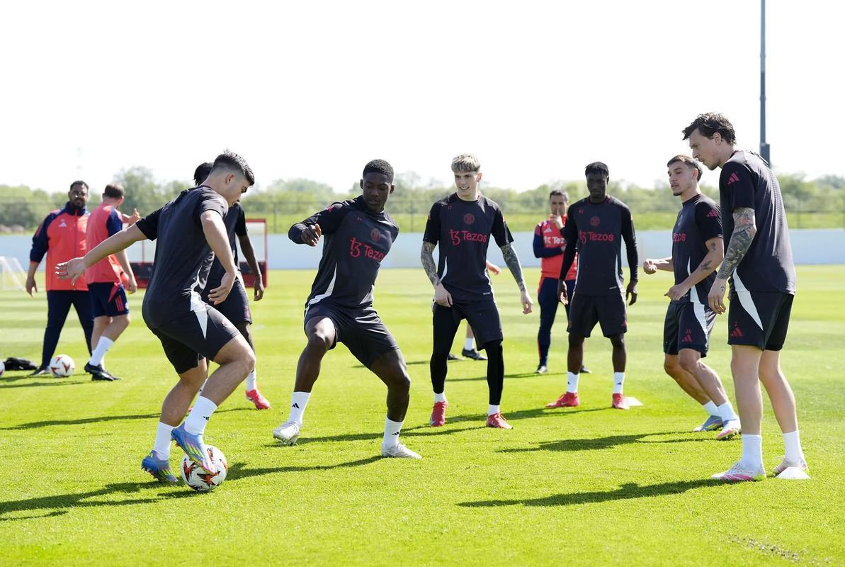 v站-新帅上任给足机会，曼联20岁希望之星，这回不想去那不勒斯了