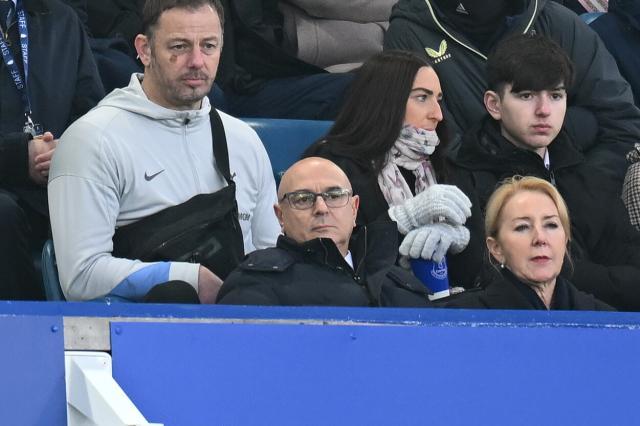 1737365113706016343.jpg 比“史上最差曼联”还差 这支英超传统豪强啥情况?