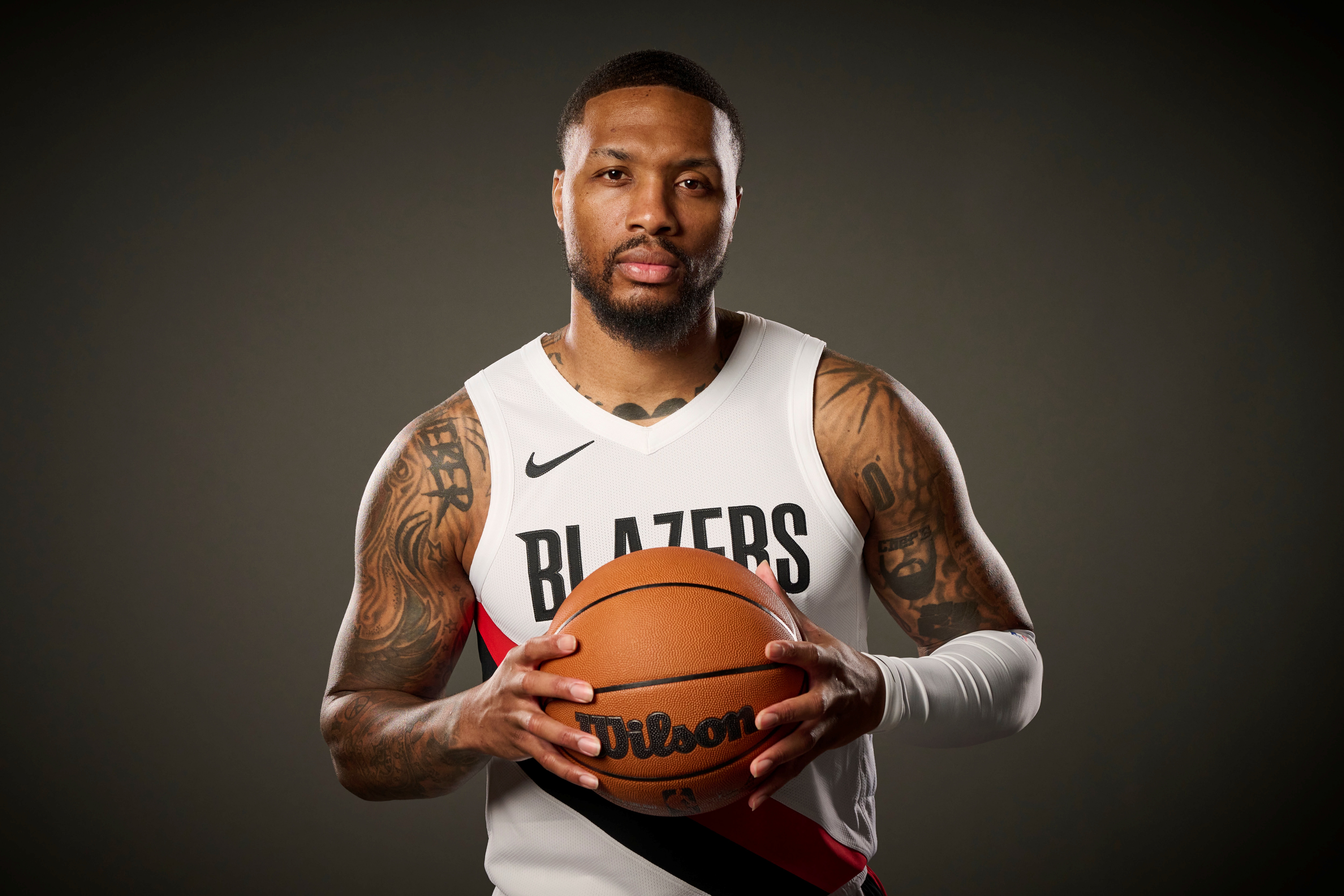 v体育-穆雷6次60%命中率砍45+啥水平？历史仅37人做到 一神人45次霸榜